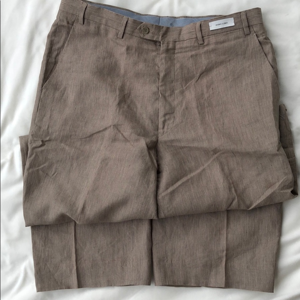 Men’s casual/dress pants